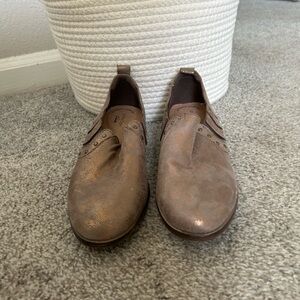 Clarks Slip on Bootie Women’s Size 8 Gold Fall Winter Holiday Event Career‎